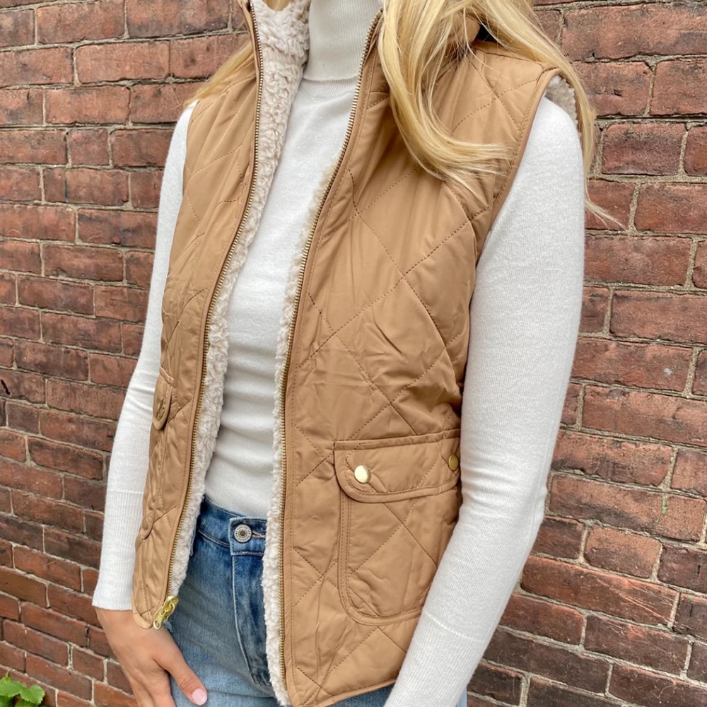 Love Tree Men's Brown Quilted Vest